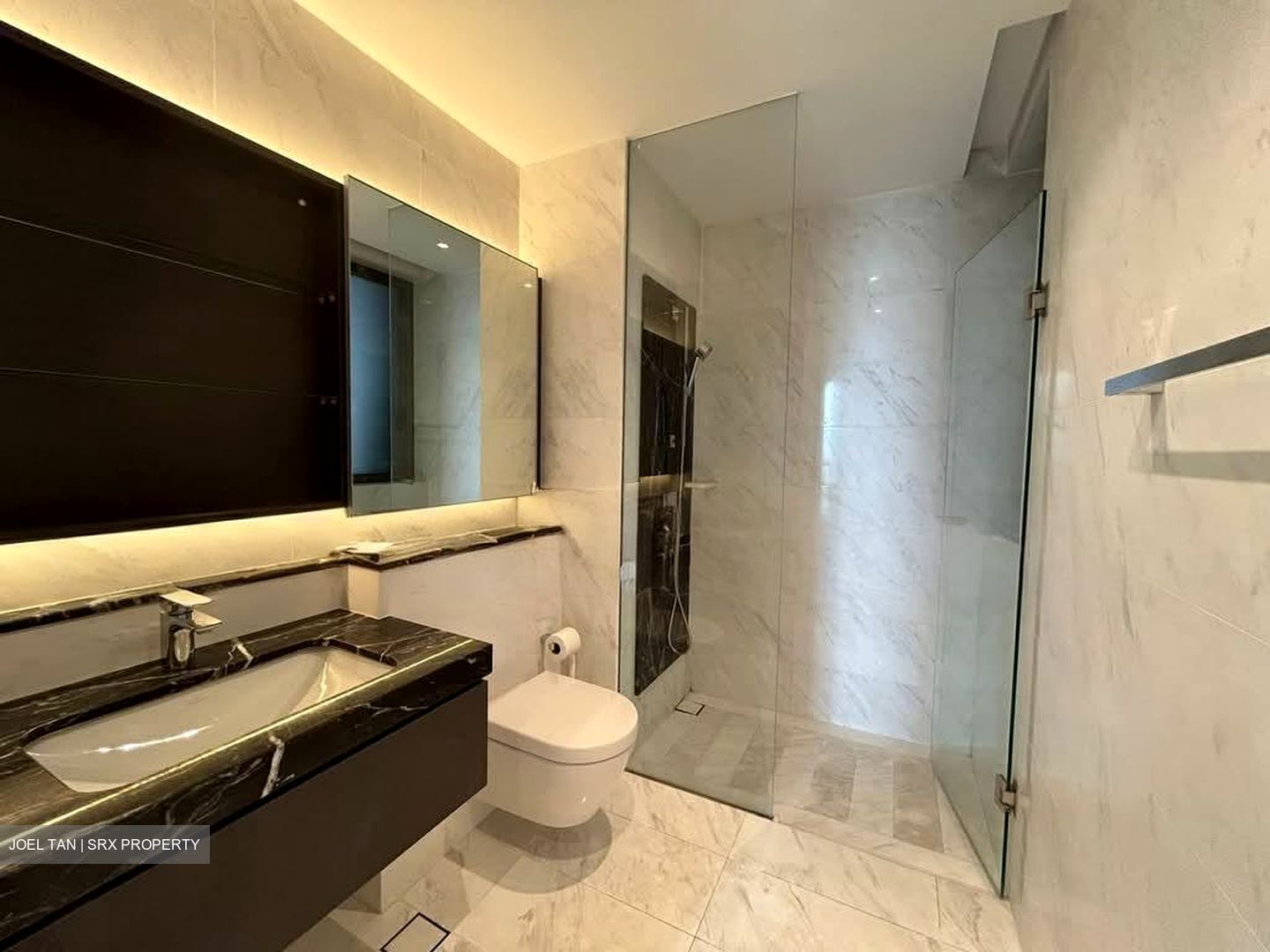 Marina One Residences (D1), Apartment #563418121